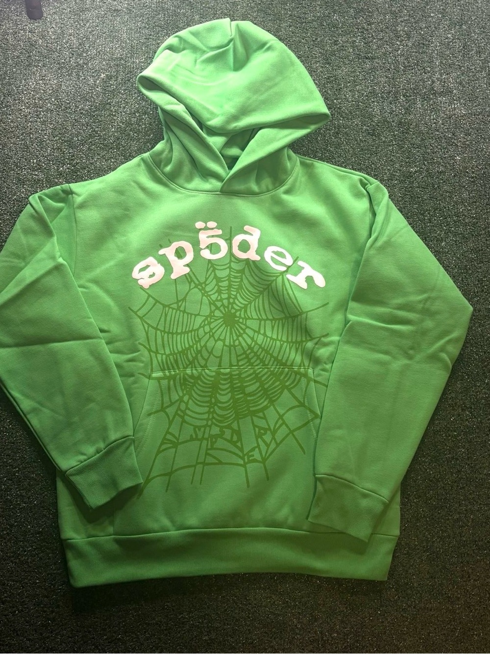 Spider Graphic Green Hoodie Sweatshirt